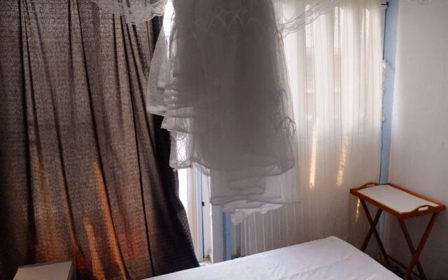 Boonmee Guest House