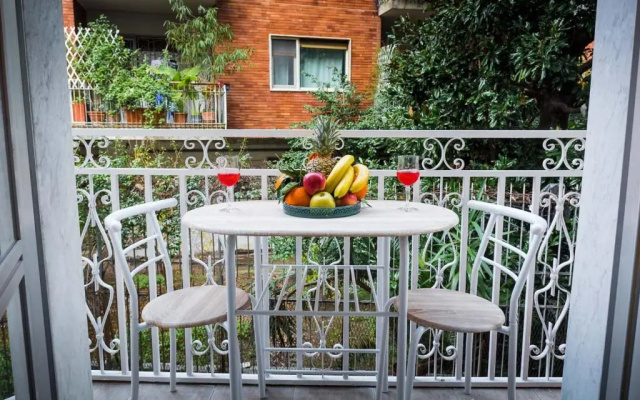 Premium Apartment in Chiaia, Naples Center, Near Seaside