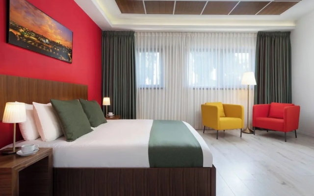 Legacy Hotel