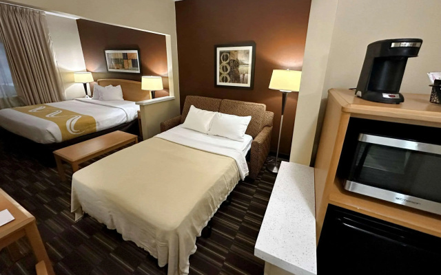 Quality Suites Near West Acres