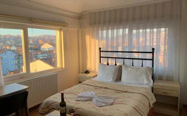 Sara Hotel