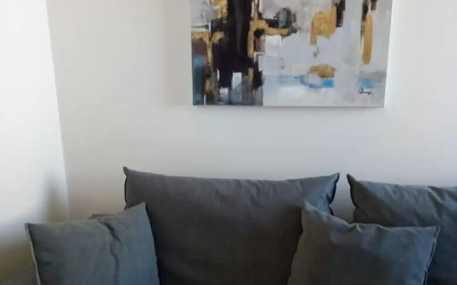 Cozy Apartment  Side View of Acropolis