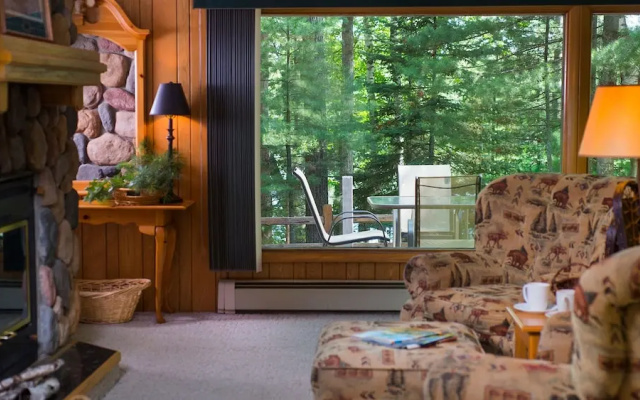 Black Bear Lodge