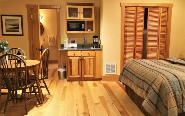 South River Highlands Country Retreat