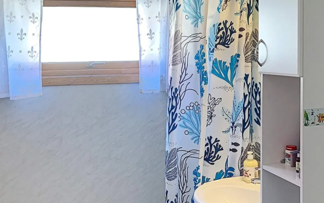 8 Person Holiday Home in Sandsøy