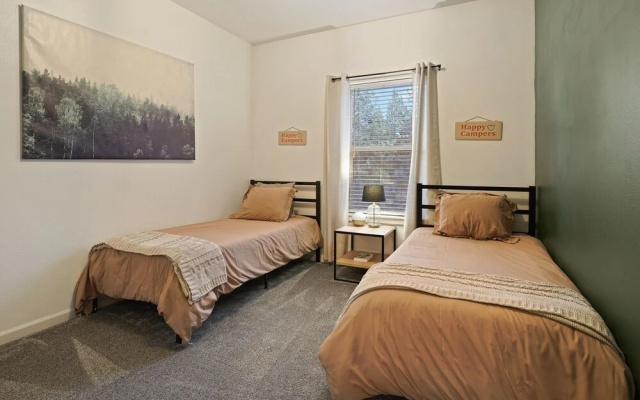Beaumont 3 Bedroom Home by RedAwning