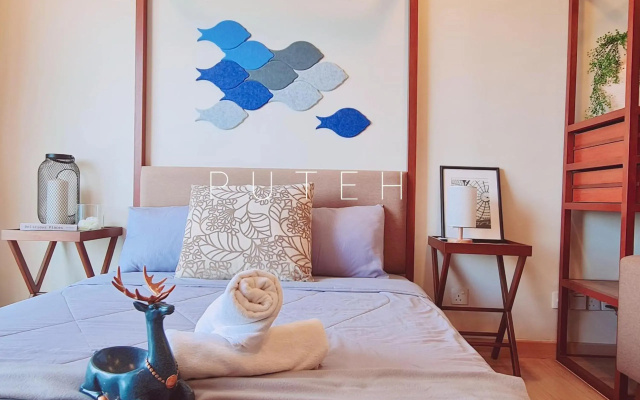 PUTEH Timurbay Beachfront Private Suite Kuantan