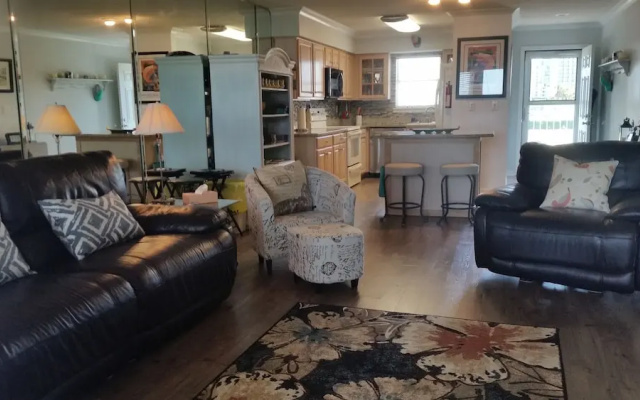 Jubilee Landing 207 - 2 Br Condo