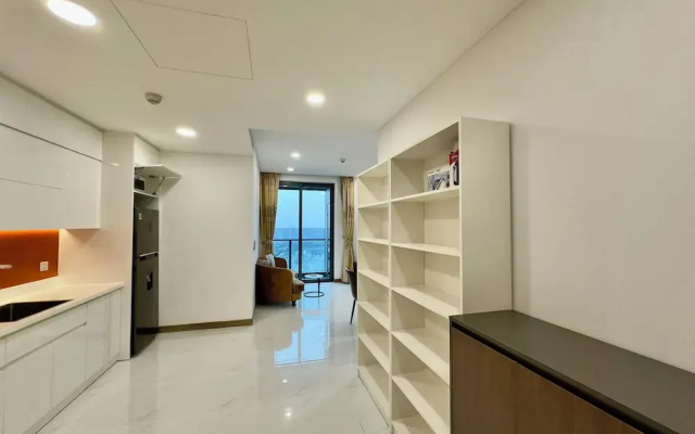DongDong Apartment in Sunwah Pearl