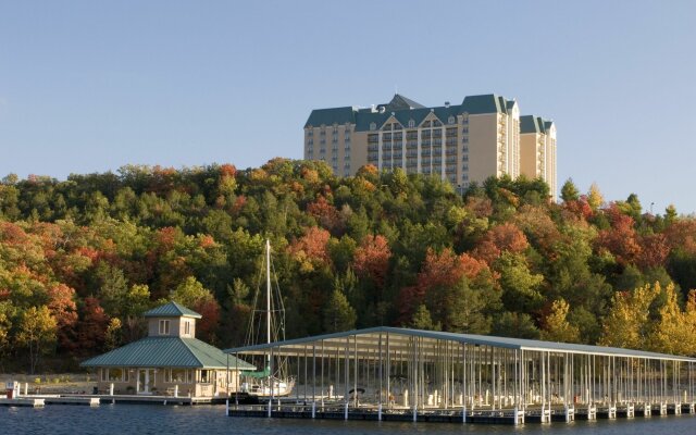 Chateau On The Lake Resort Spa and Convention Center 0