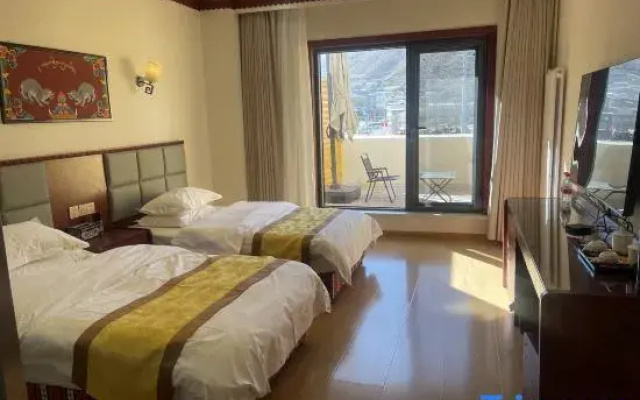 Meet Yushu Inn