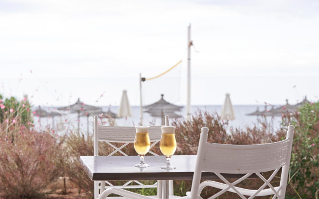 Sandy Beach Resort