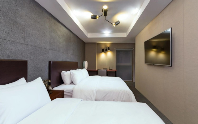 Capace Hotel