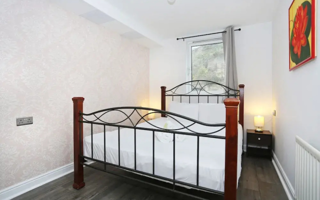 Apartment near The Royal Mile with Free Parking