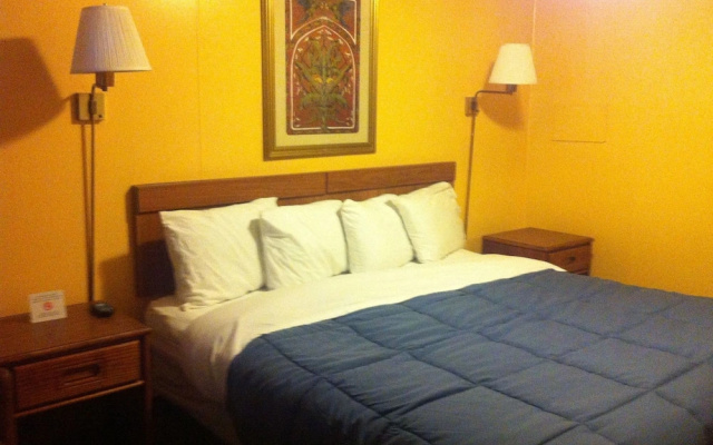 Green Crest Motel