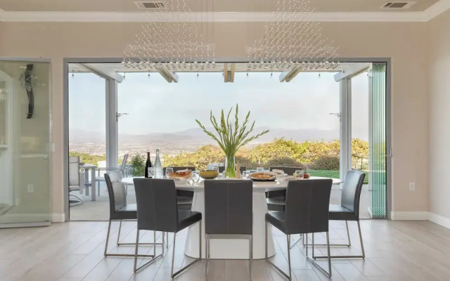 Summit Ranch by Avantstay Infinity Pool + Views