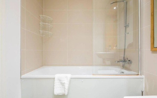 Greenwich Riverside 2 bed apartment Sleeps 6
