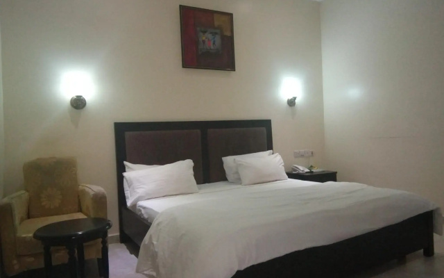 Allen Suites