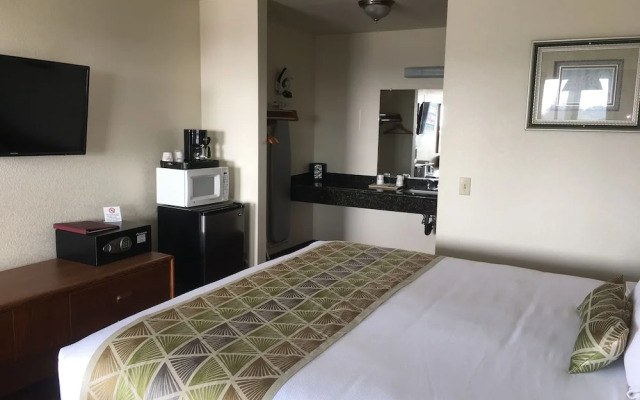 Westward Inn