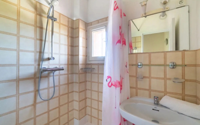Font Mourier Hotel