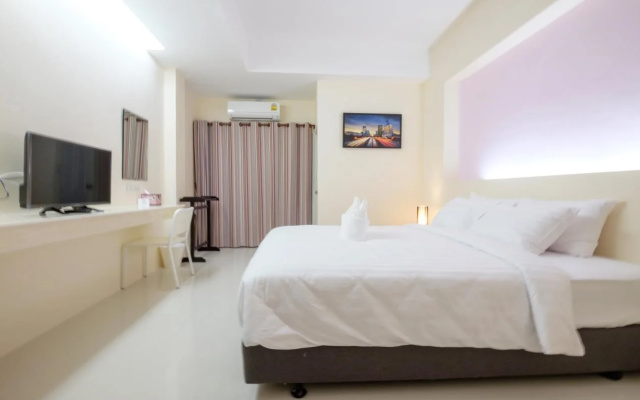 Wisdom hotel