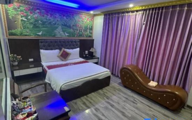 Hoang Gia Long Bien Hotel