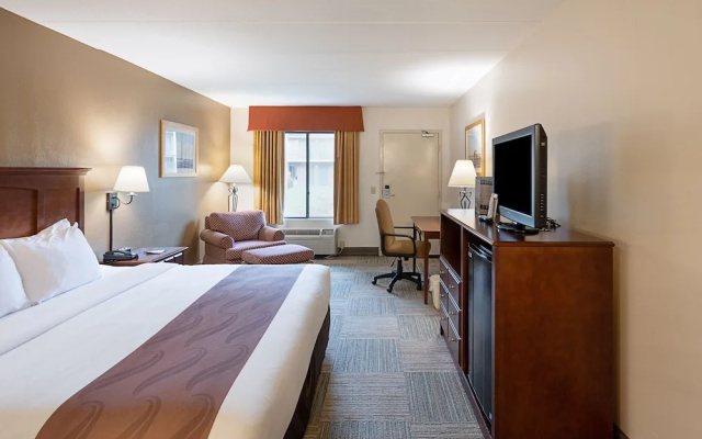 Quality Inn Easton