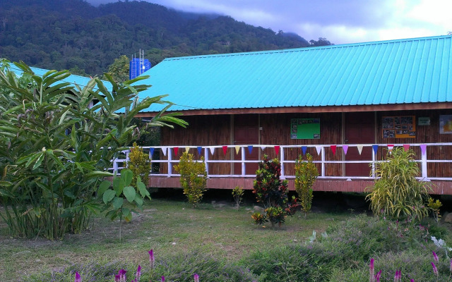 Kinabalu Poring Vacation Lodge - Hostel