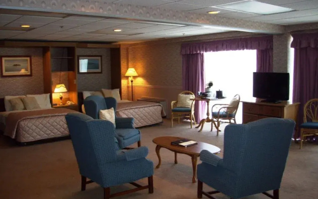 Riveredge Resort