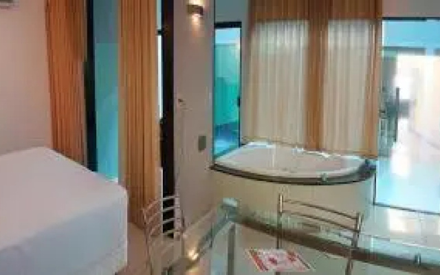Status Motel Perimetral