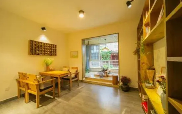 Huakaishi Hostel