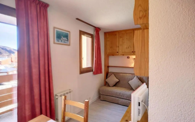 Appartement Les Menuires, 1 pièce, 3 personnes - FR-1-178-40