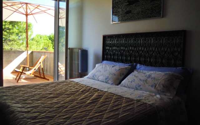 Отель Colle Moro - B&B Villa Maria вид на фасад