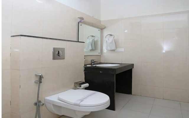 Capital O 5758 Hotel Square 36 By Arn Group