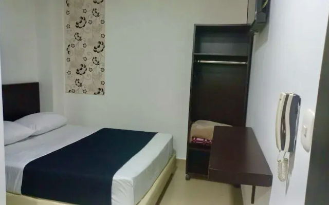 Hotel Blue