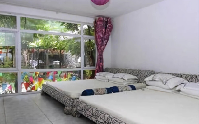 Shidu Renjia Moshang Huakai Holiday Courtyard