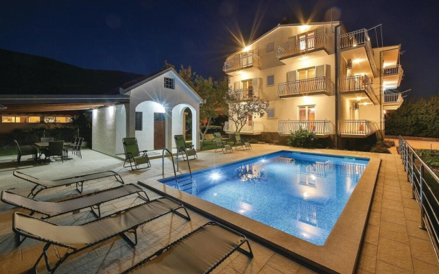 Amazing Home in Kastel Luksic With Wifi and 1 Bedrooms