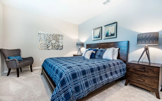 Pool Home, 11 mi to Disney! Free Water Park