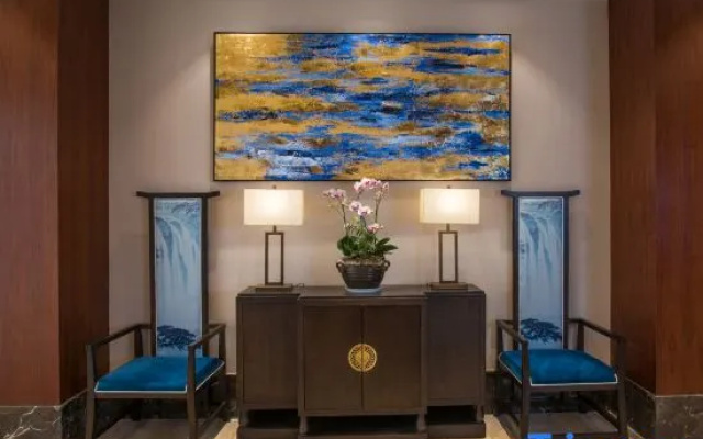 Yuanmou Grand Hotel