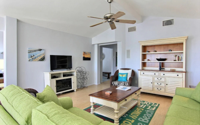 Beach Bungalow 3302 by RedAwning