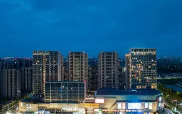 HanTing Hotel (Ningbo Cixi Hangzhou Bay Jili Jihao Commercial Branch)