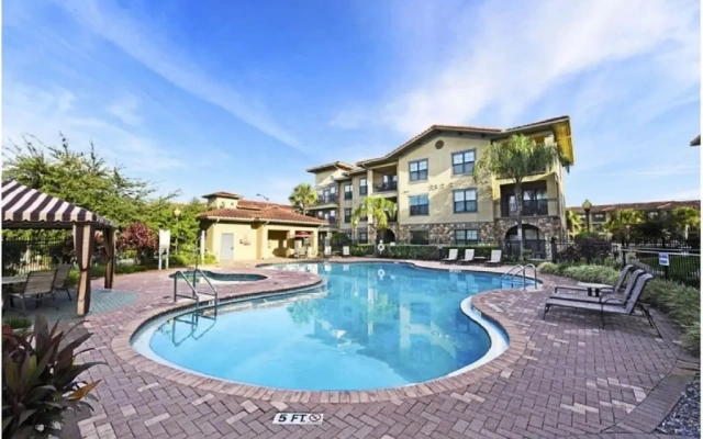 Two-Bedroom Apartment Davenport
