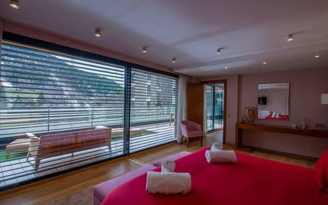 Luxury Apartment With Private Jacuzzi