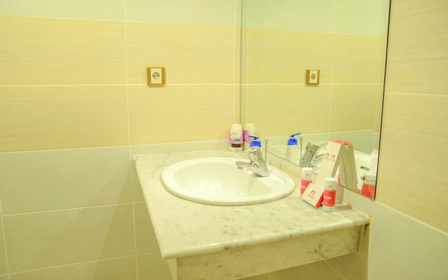Exclusive 2 Bedrooms Ambassador By Travelio
