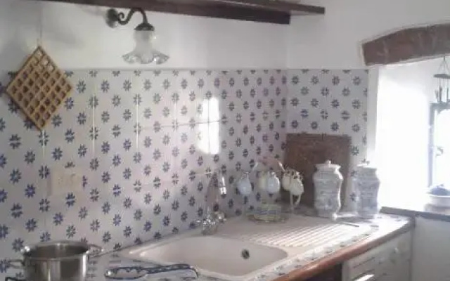 Casina in pietra
