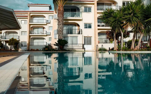 Fantastic 4 Cyprus First Line Beachfront