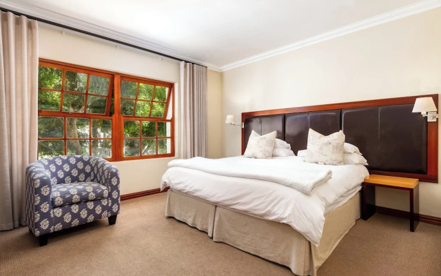 Noordhoek Village Hotel