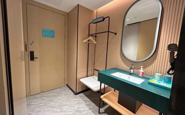 City Comfort Inn Hotel (Yichang Zhongnan Lu Road Changjiang Guangchang Square)