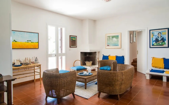 Villa On Seaside With Pool, Puglia