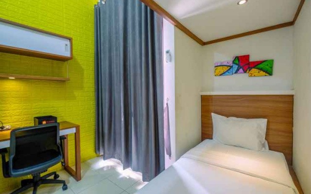 Comfort and Stylish Studio at Dave Apartment By Travelio
